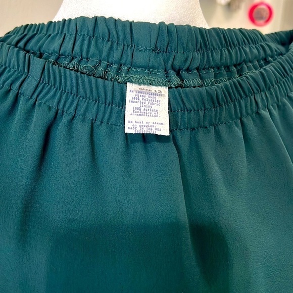 After Dark: Women’s Green Dressy two piece outfit long sleeve, shirr front Sz 14 - Picture 10 of 12